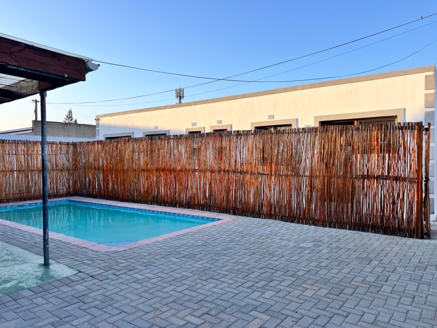 To Let 1 Bedroom Property for Rent in Malibu Village Western Cape